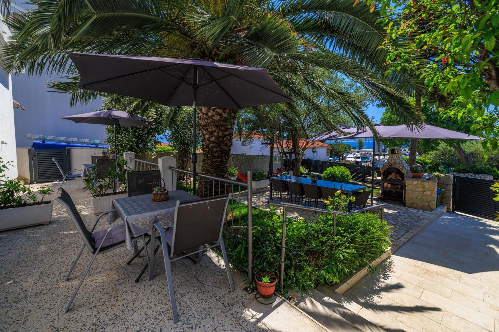 Apartment Andry 2 Crikvenica Bagian luar foto