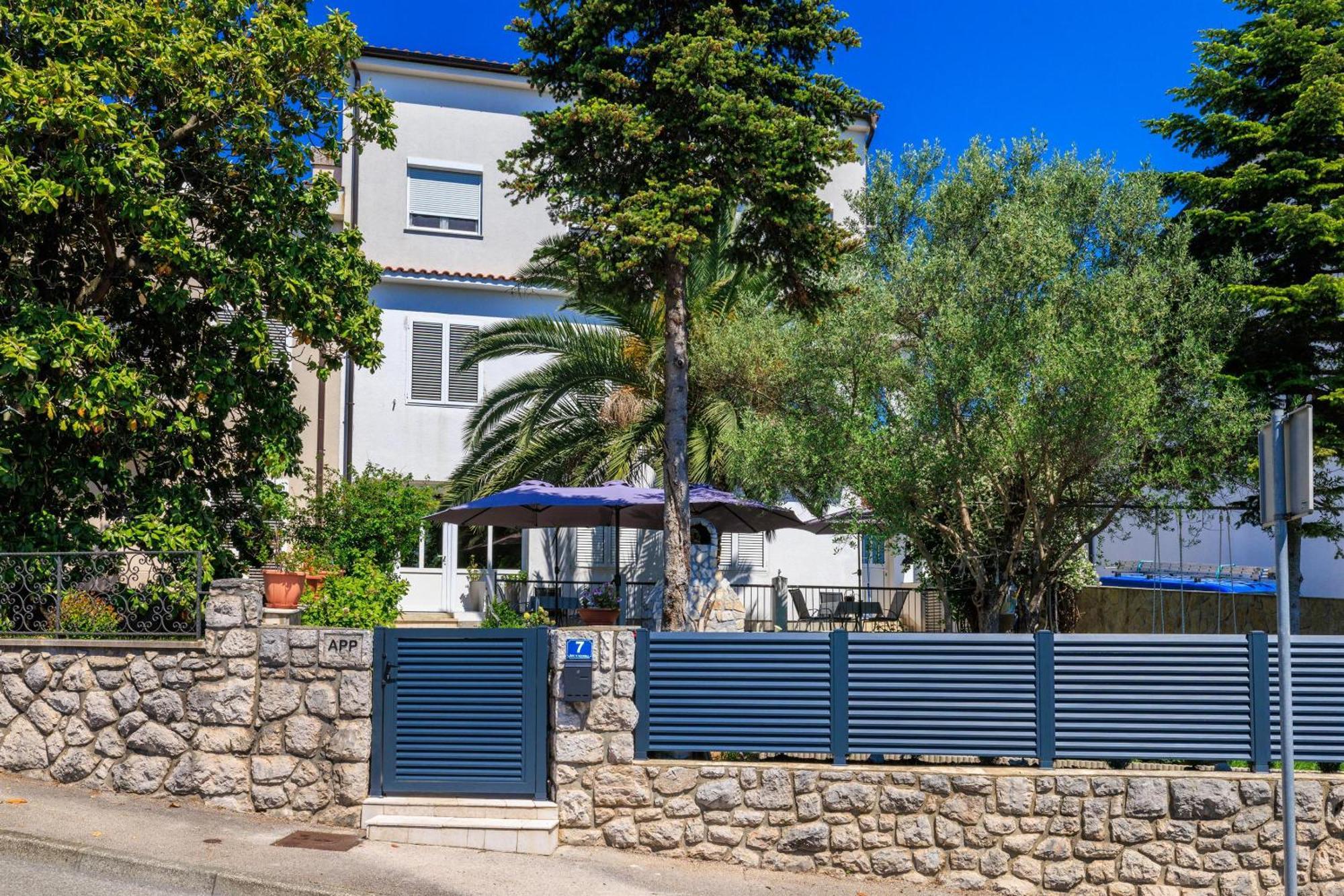 Apartment Andry 2 Crikvenica Bagian luar foto